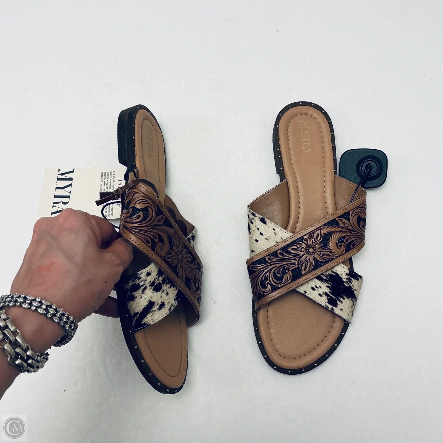 Sandals Flats By Myra In Brown, Size: 11