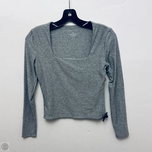 Top Long Sleeve By Sincerely Jules In Grey, Size: M
