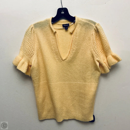Top Short Sleeve By Torrid In Yellow, Size: M