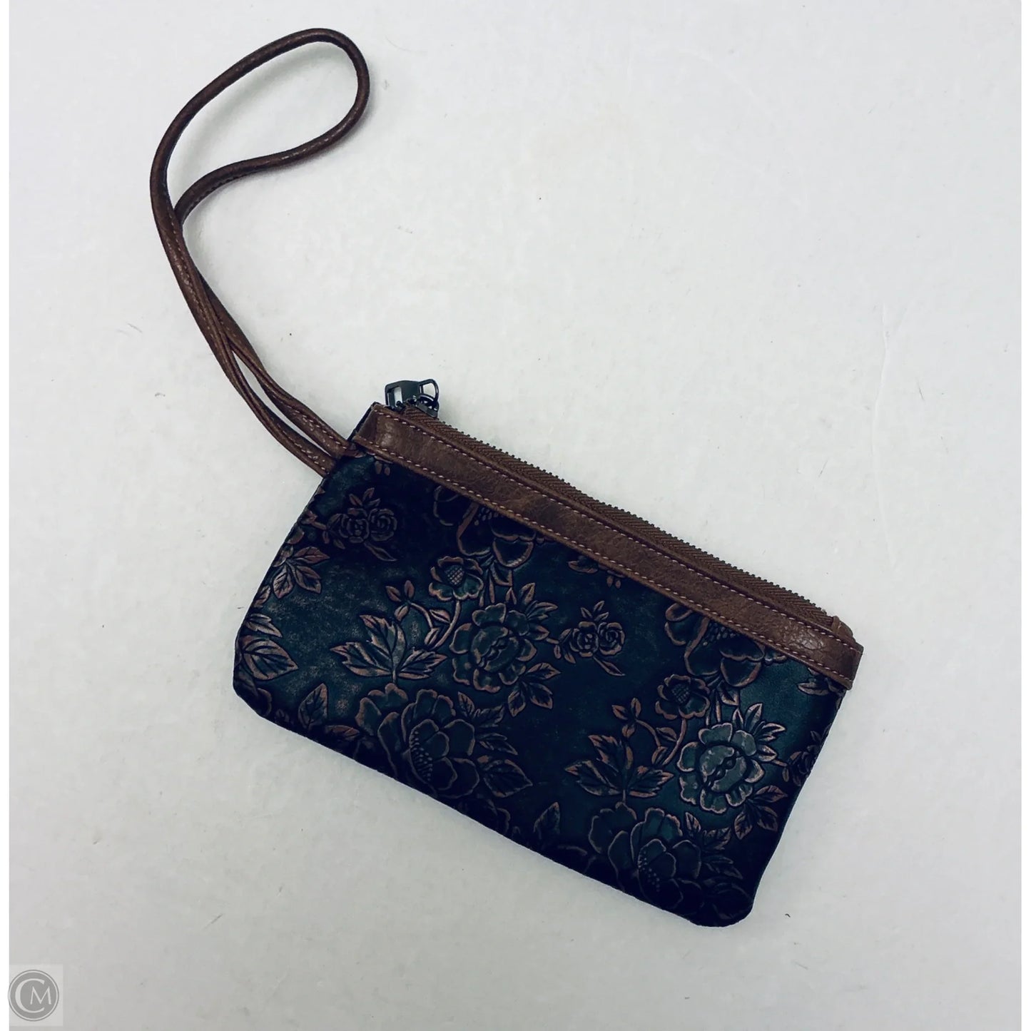 Wristlet By Clothes Mentor, Size: Small