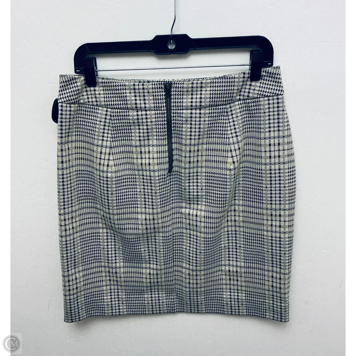 Skirt Midi By Cabi In Plaid Pattern, Size: 8