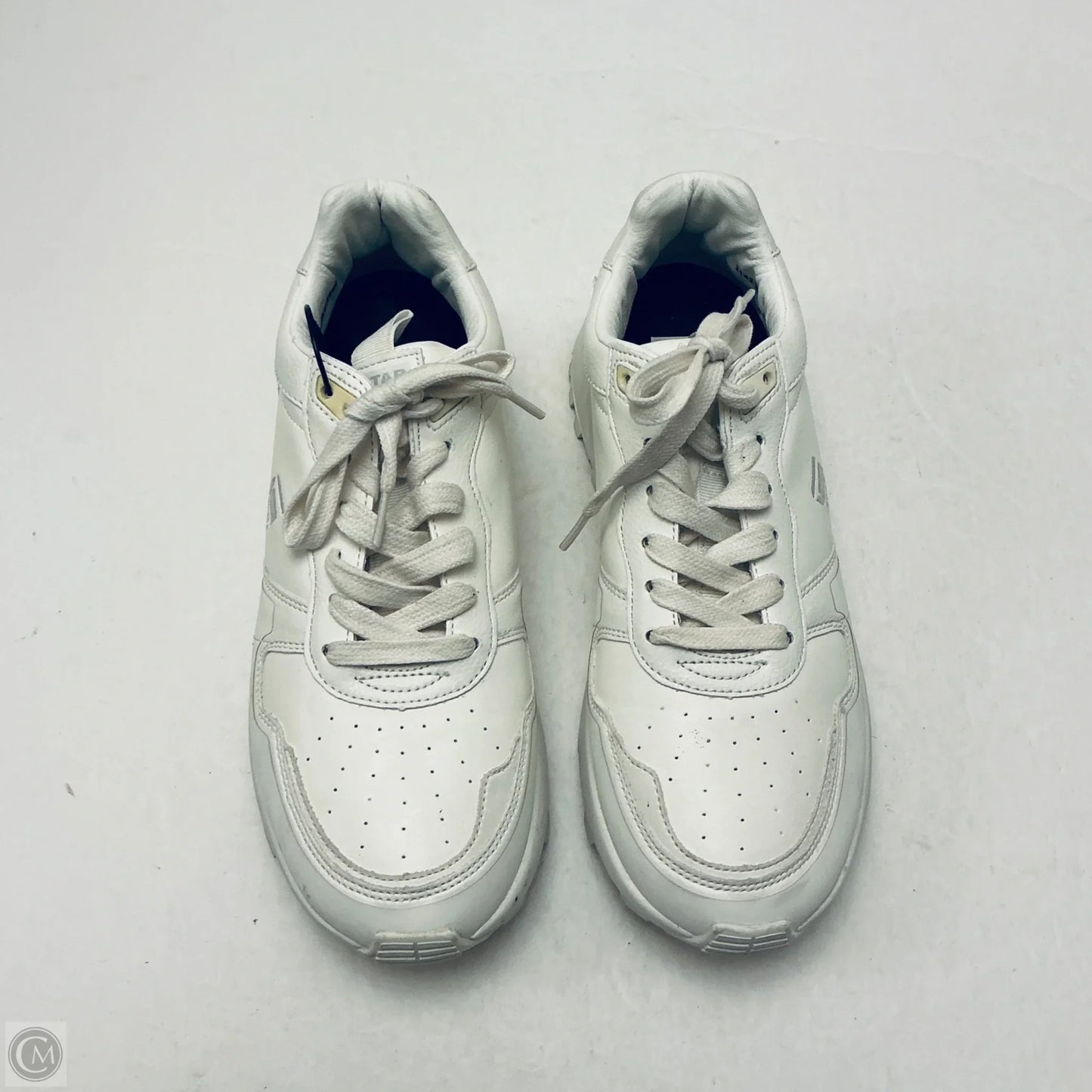 Shoes Sneakers By Clothes Mentor In White, Size: 10