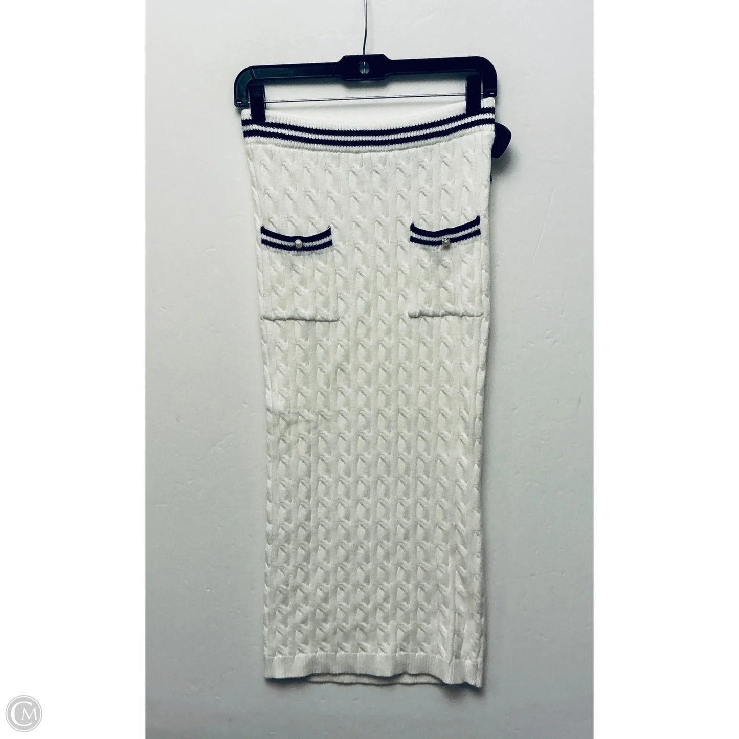 Skirt Midi By Clothes Mentor In White, Size: S