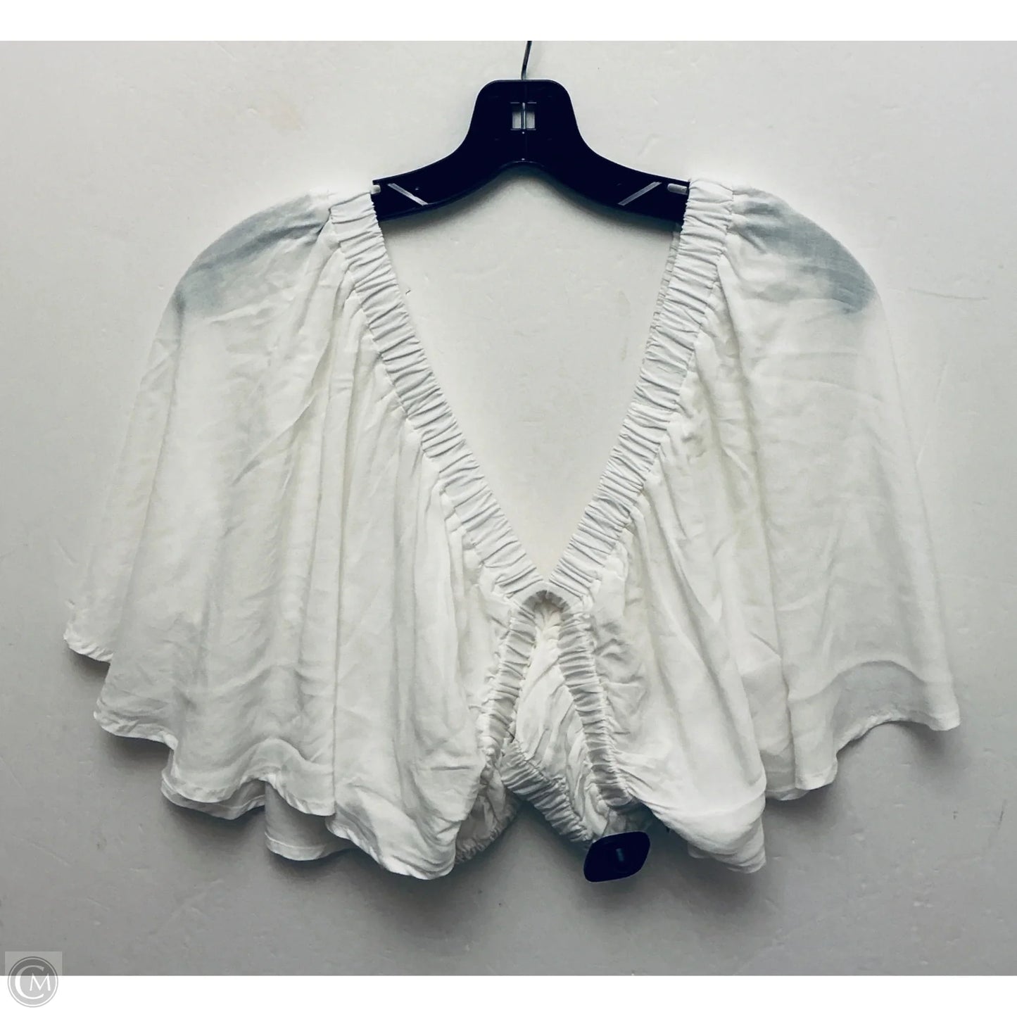 Top Short Sleeve By Clothes Mentor In White, Size: M