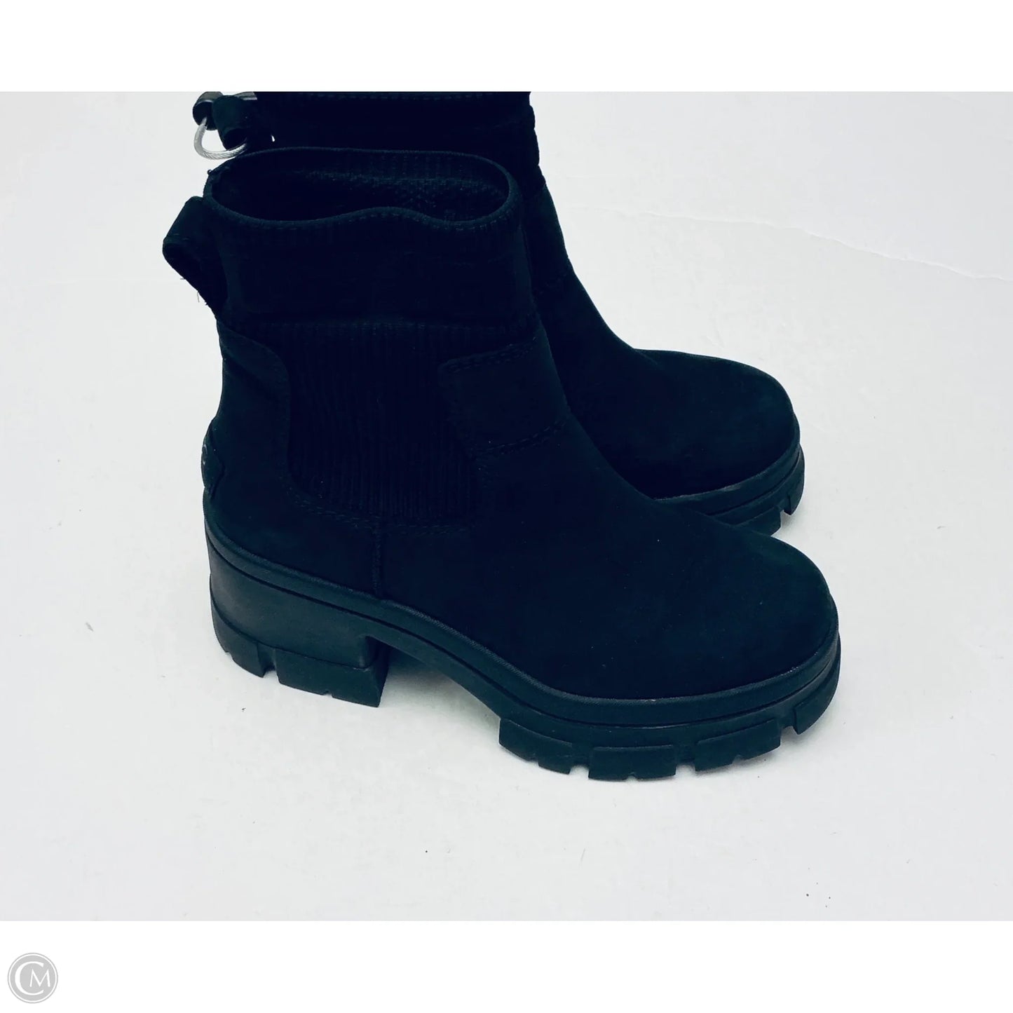 Boots Designer By Ugg In Black, Size: 8.5