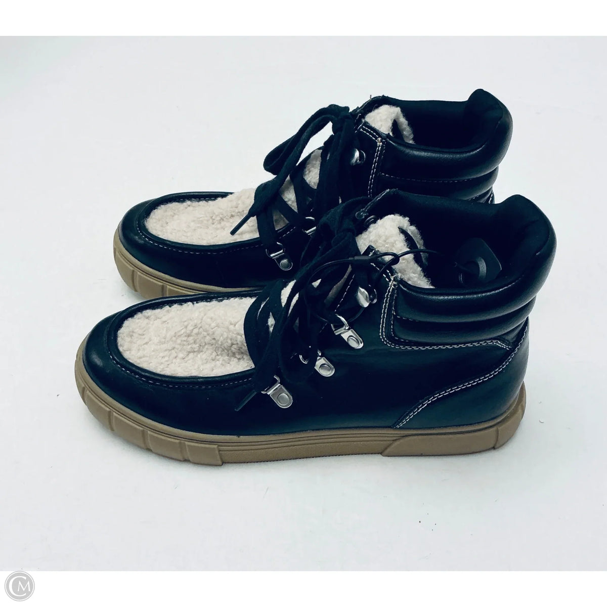 Boots Ankle Flats By Universal Thread In Black & Cream, Size: 8.5