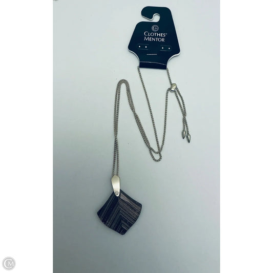 Necklace Designer By Kendra Scott