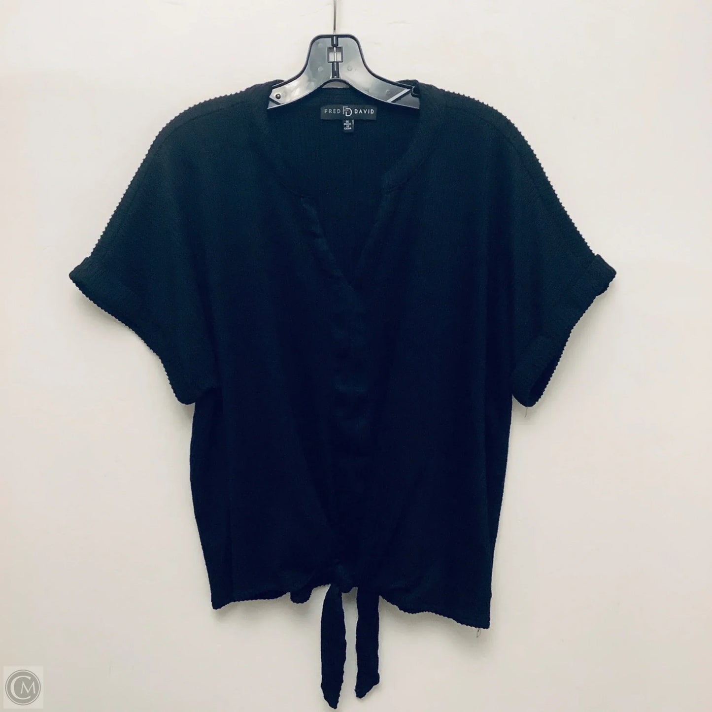 Top Short Sleeve By Fred David In Black, Size: 1x
