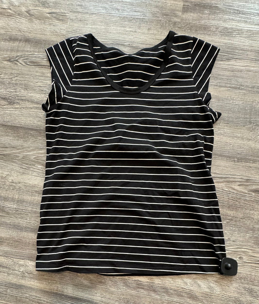 Top Short Sleeve Basic By Clothes Mentor  Size: S