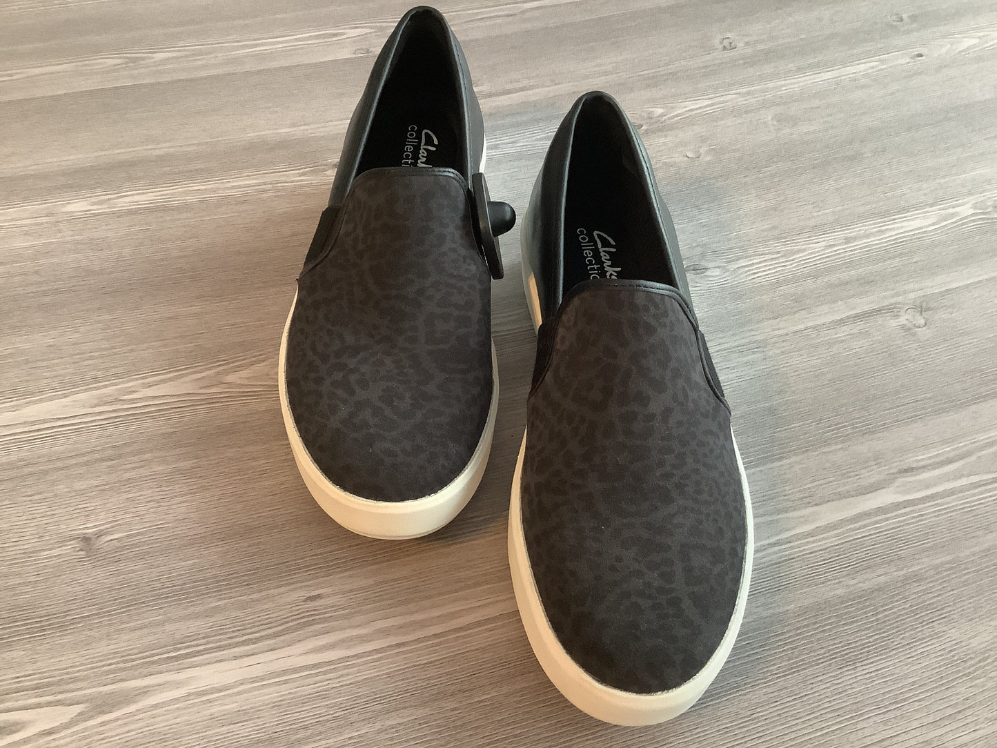Black Shoes Sneakers Clarks, Size 9