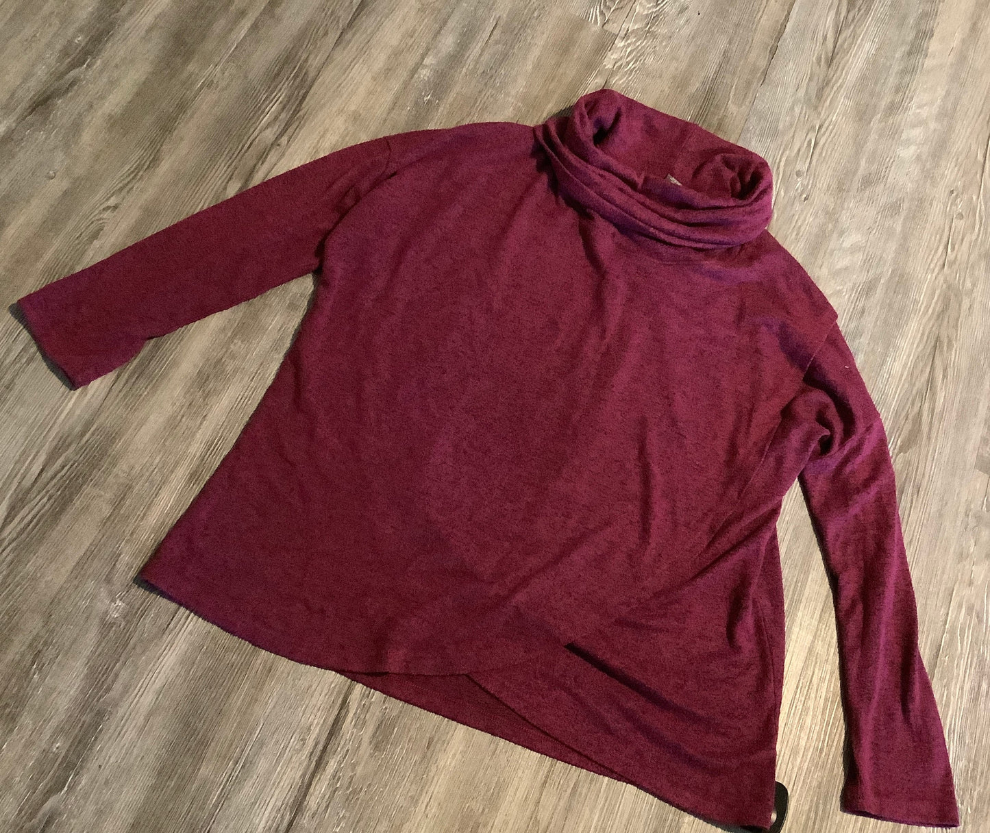 Sweater By Chelsea And Theodore In Purple, Size: M