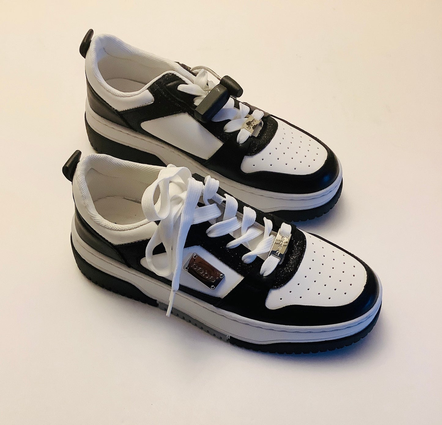 Shoes Sneakers By Bebe In Black & White, Size: 9