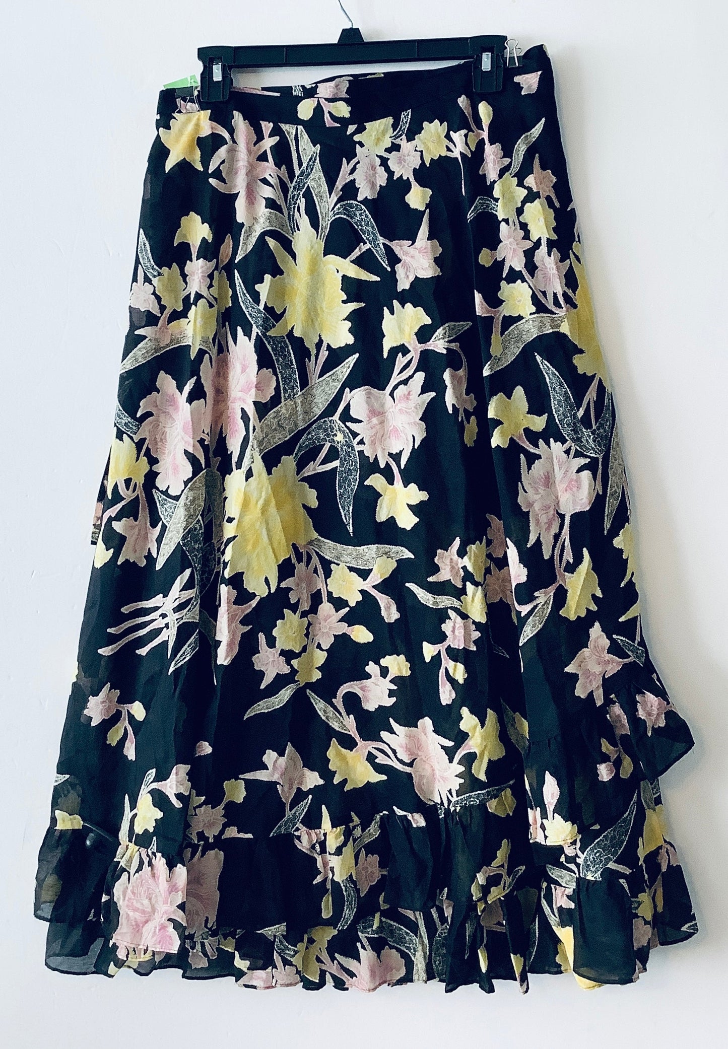 Skirt Designer By Diane Von Furstenberg In Floral Print, Size: M