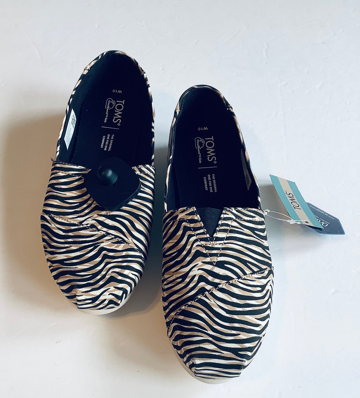 Shoes Flats By Toms In Animal Print, Size: 10