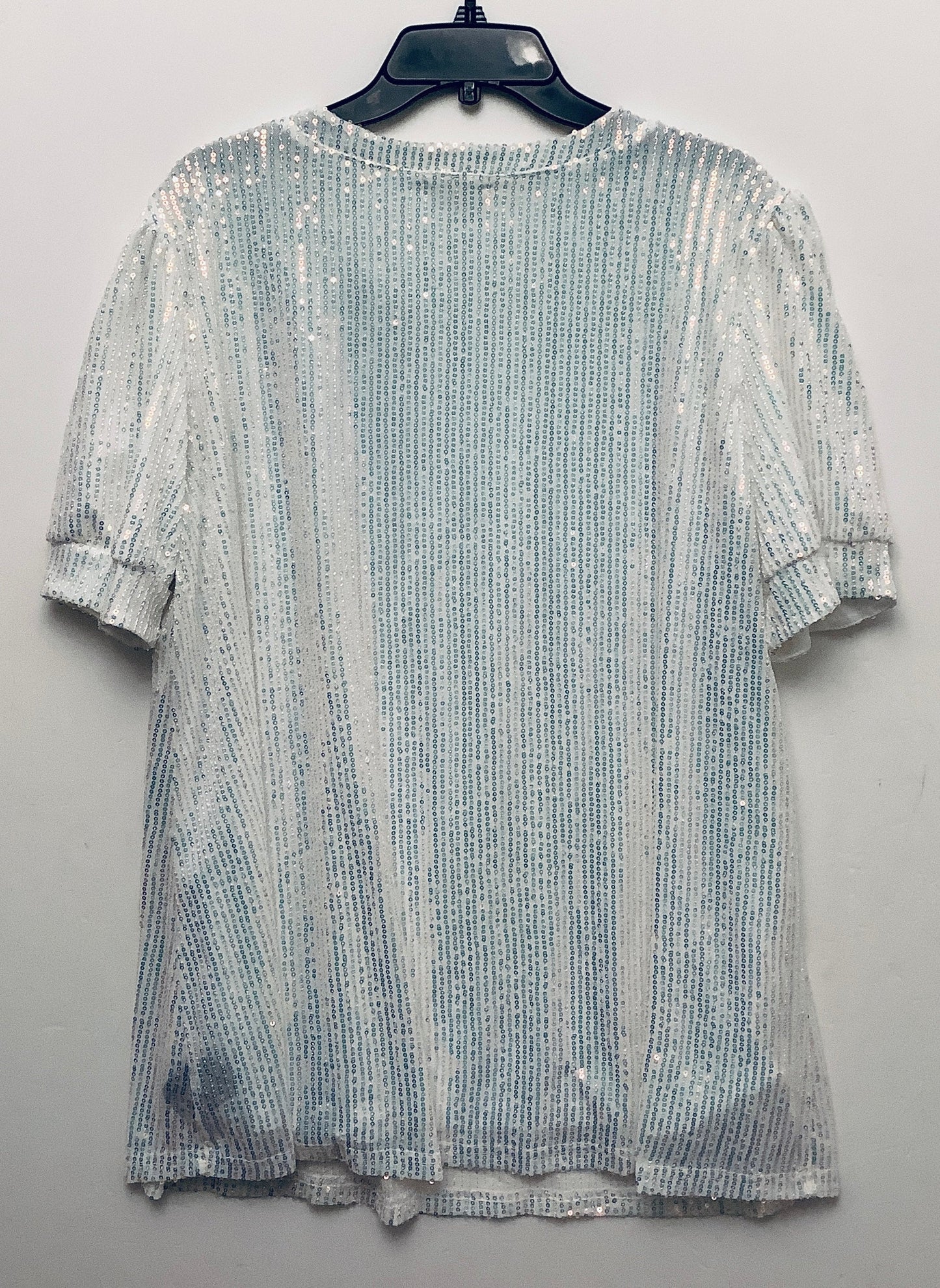 Top Short Sleeve By Clothes Mentor In Silver, Size: Xl