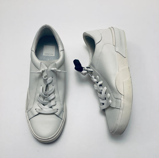 Shoes Sneakers By Dolce Vita In White, Size: 8.5