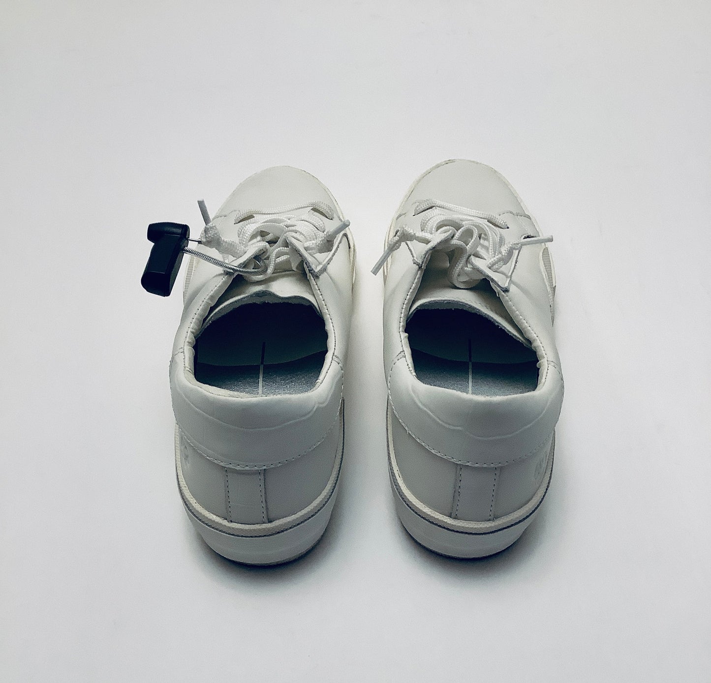 Shoes Sneakers By Dolce Vita In White, Size: 8.5