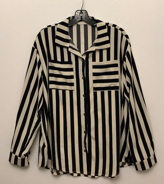 Top Long Sleeve By Clothes Mentor In Striped Pattern, Size: M