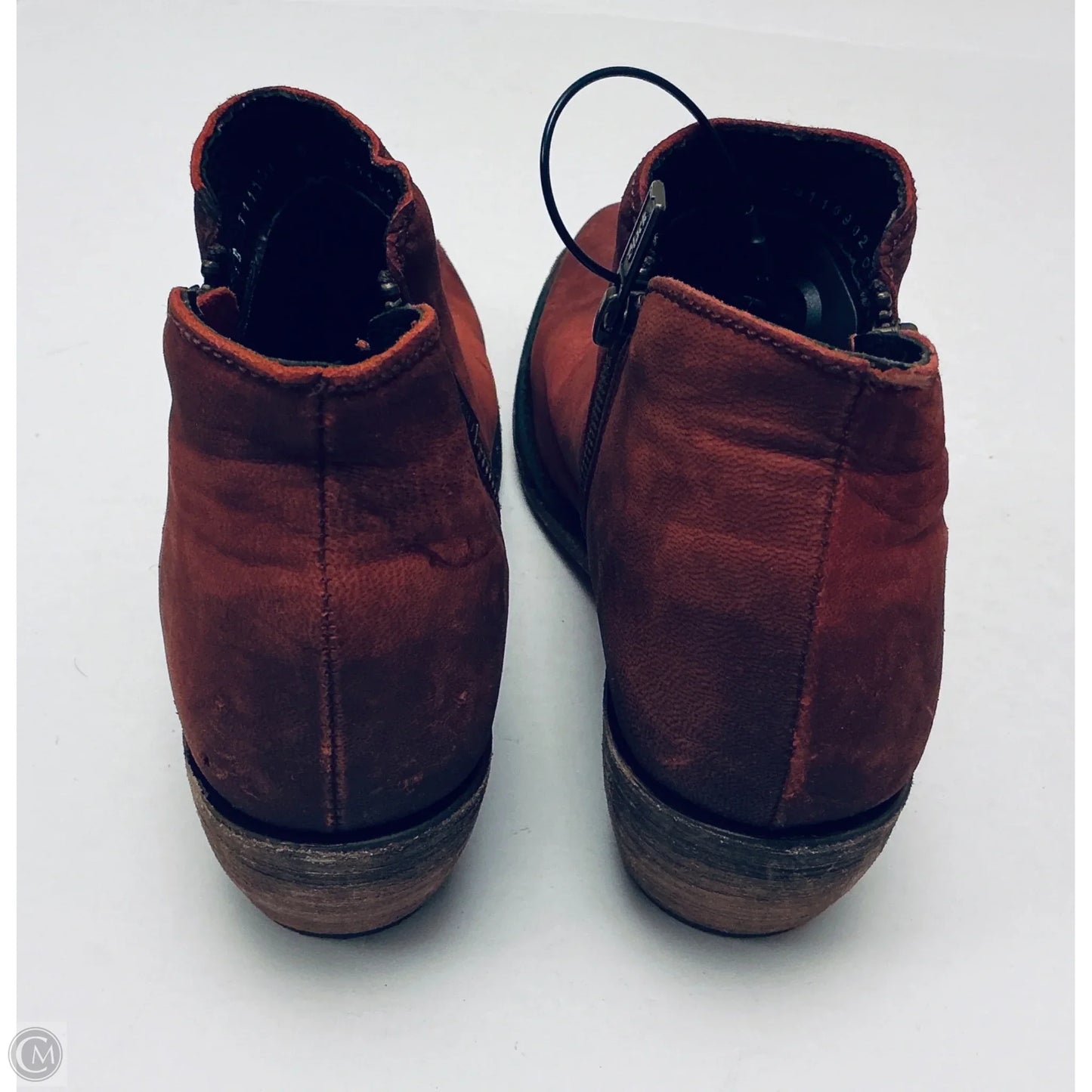 Boots Ankle Flats By Cmc In Maroon, Size: 8