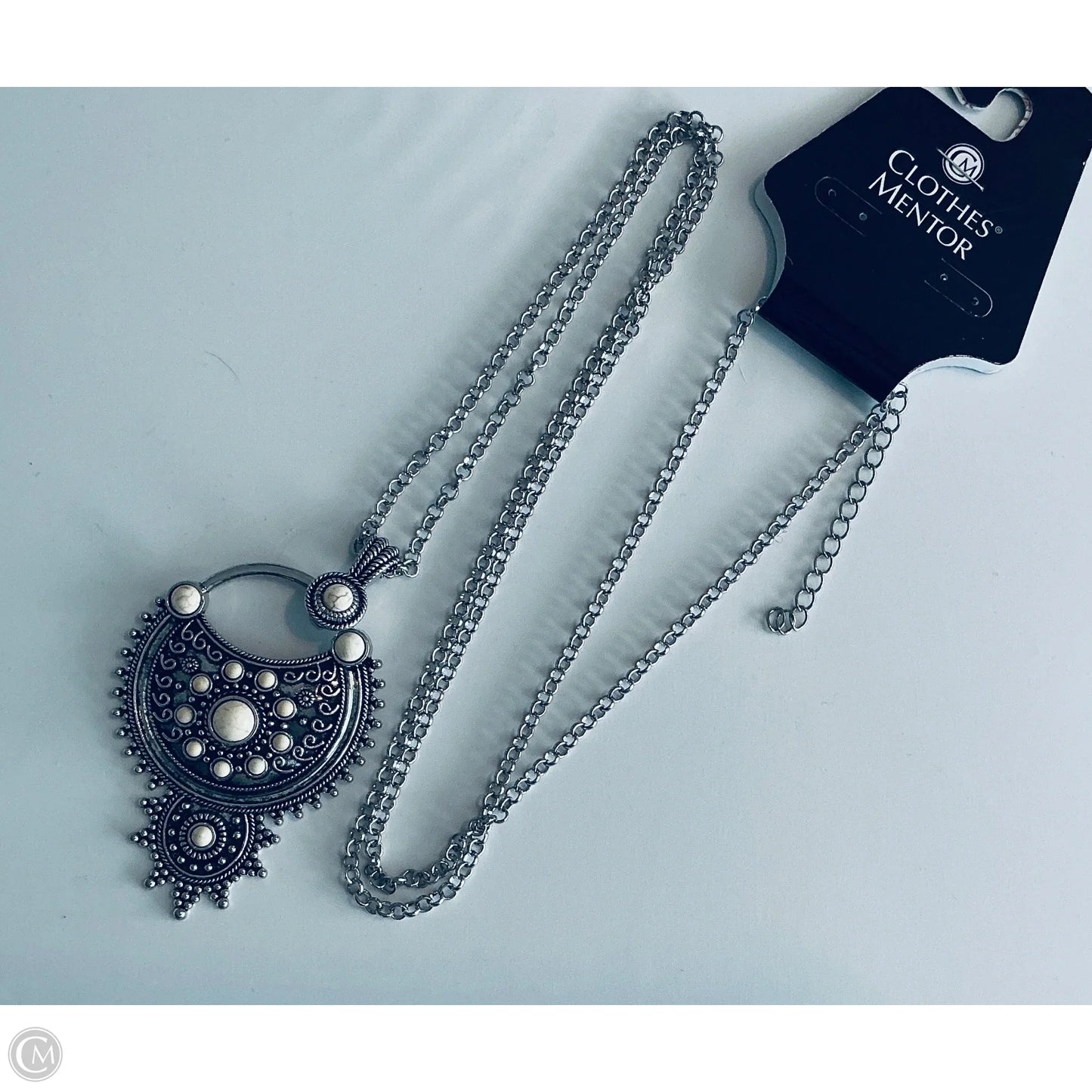 Necklace Pendant By Clothes Mentor