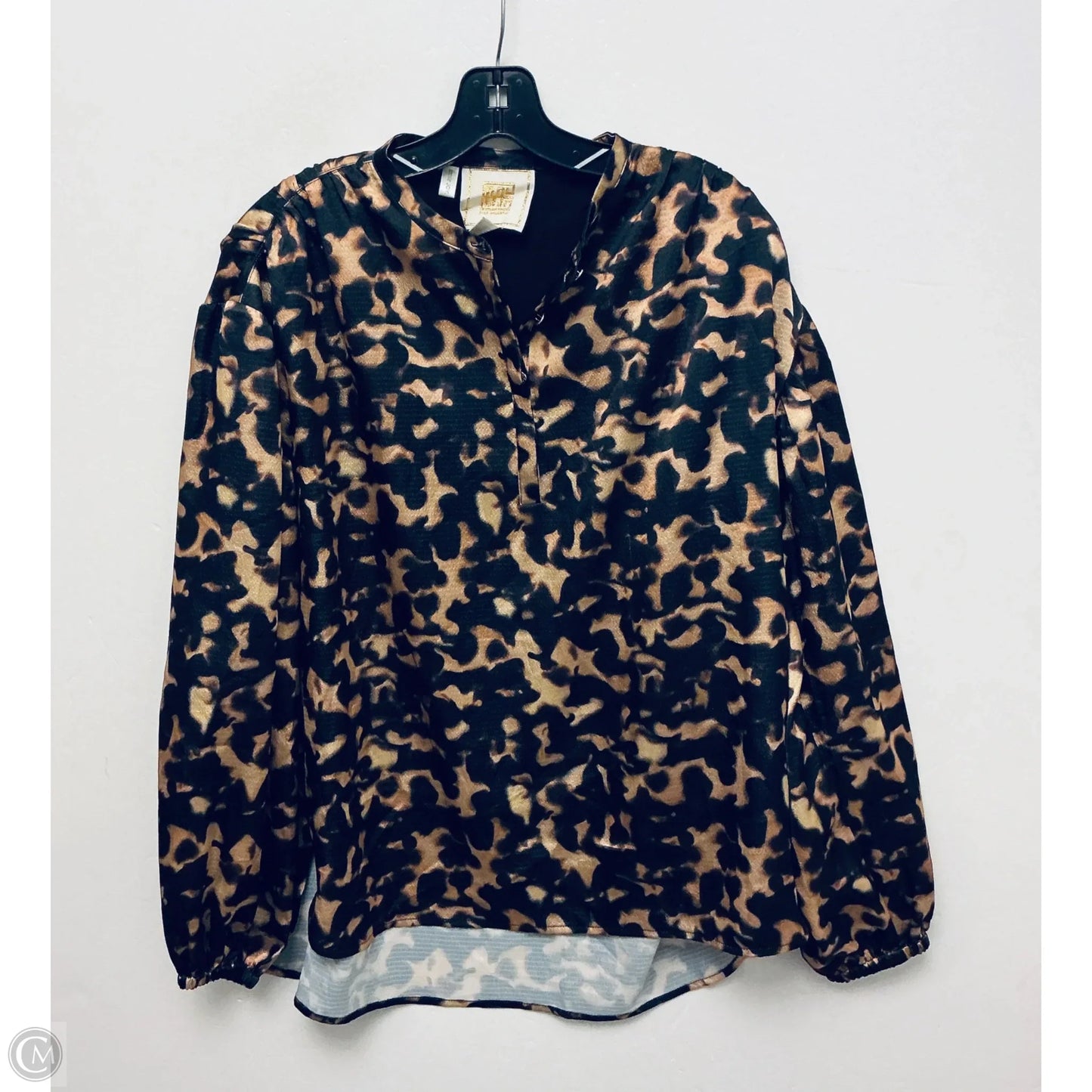 Top Long Sleeve By Clothes Mentor In Animal Print, Size: M