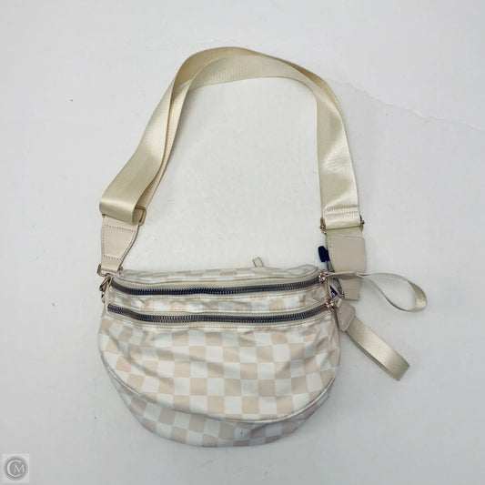 Crossbody By Clothes Mentor, Size: Medium