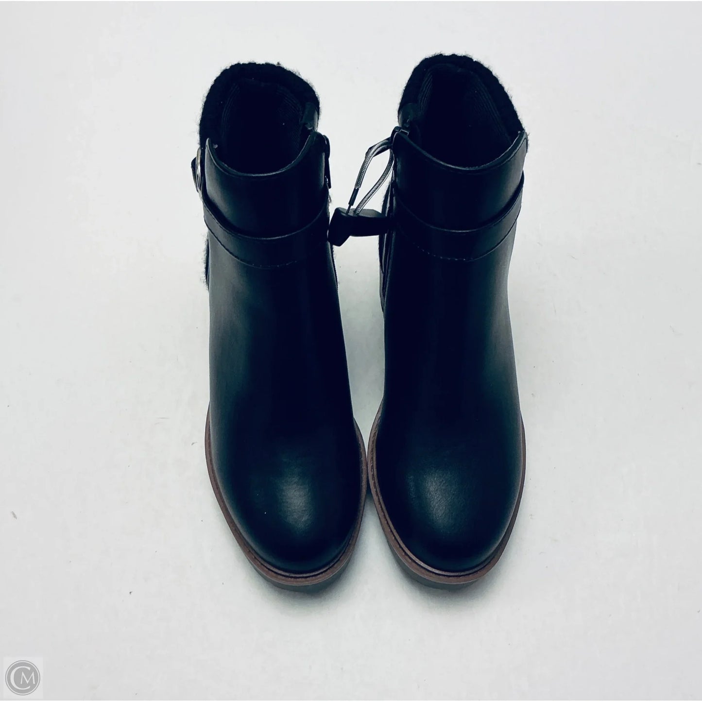 Boots Ankle Flats By Soda In Black, Size: 6