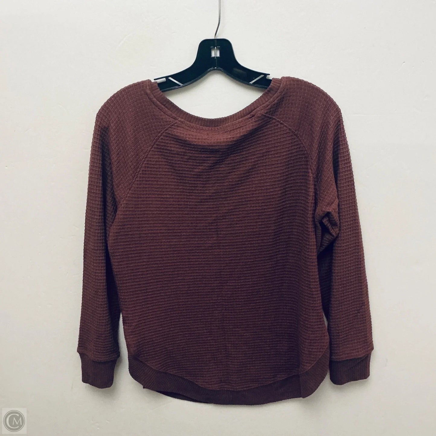 Top Long Sleeve Basic By Maurices In Maroon, Size: M