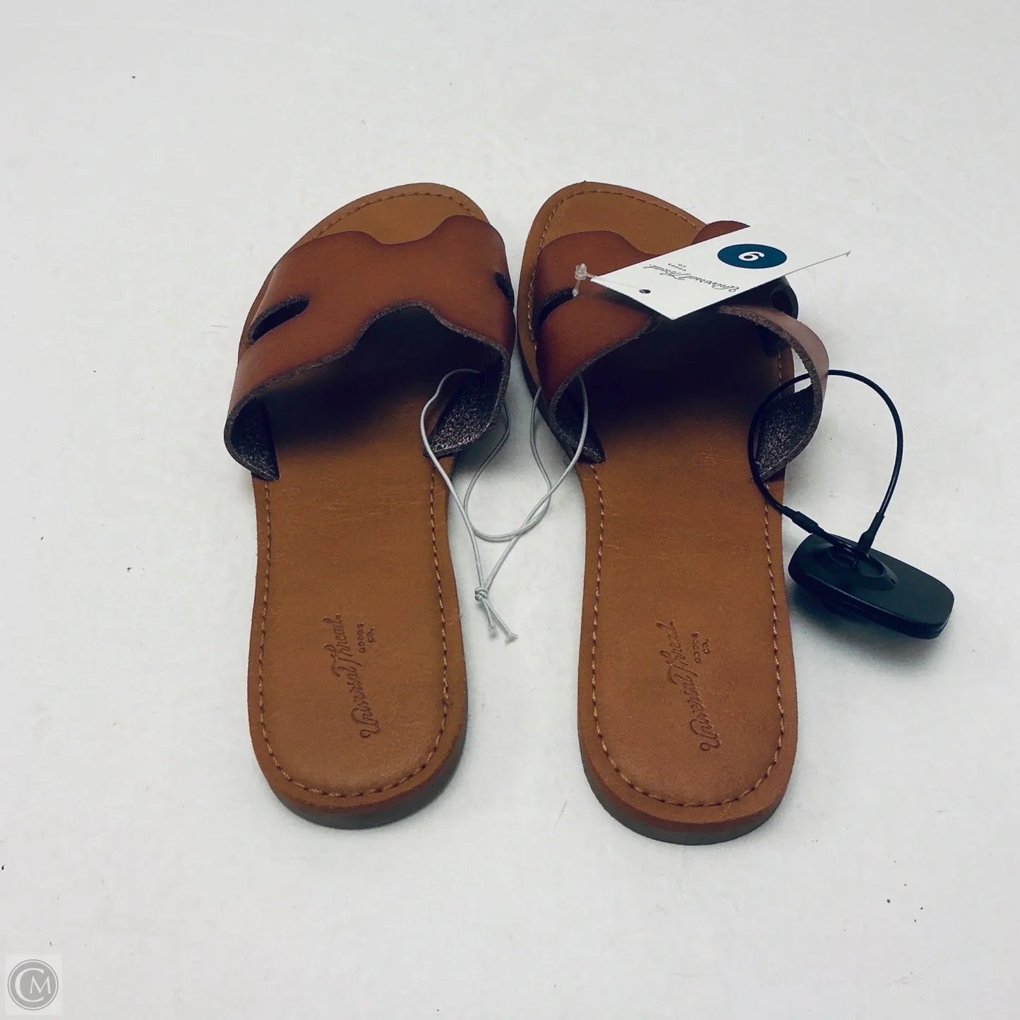 Sandals Flats By Universal Thread In Brown, Size: 9