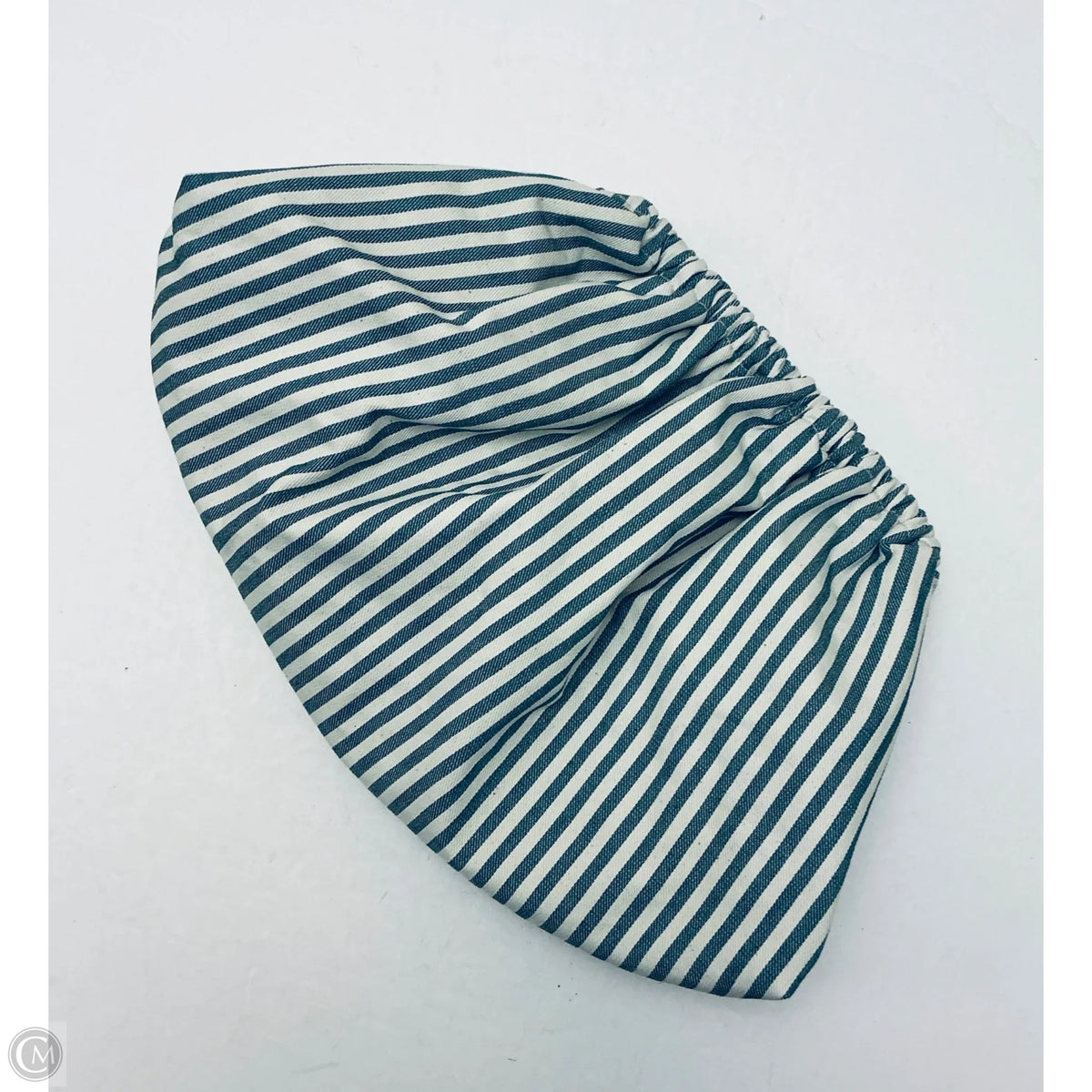 Clutch By Clothes Mentor, Size: Large