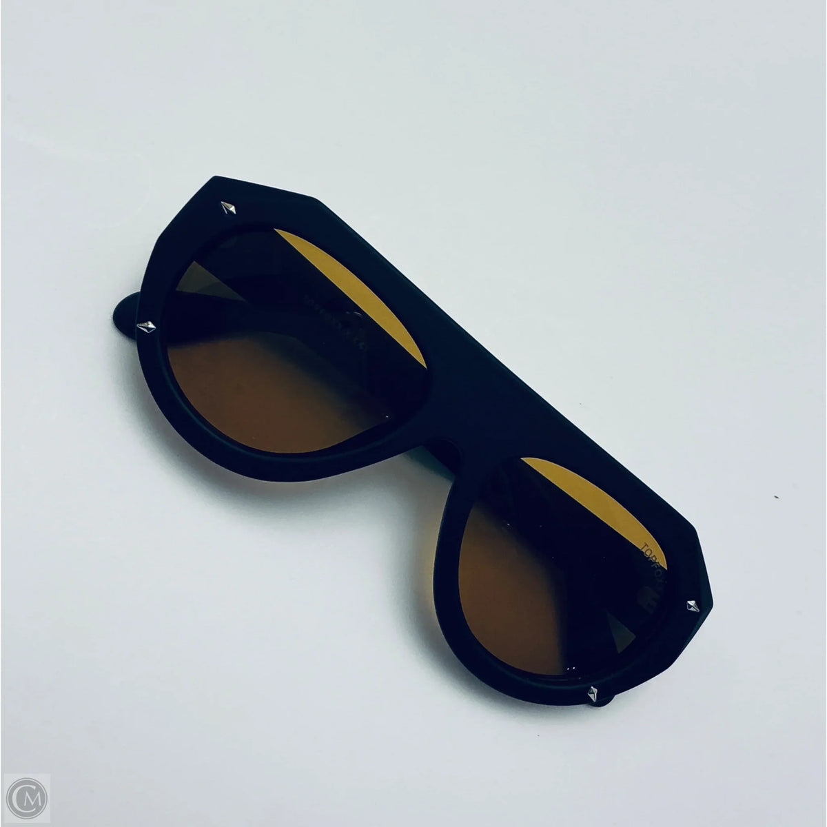 Sunglasses By Clothes Mentor, Size: