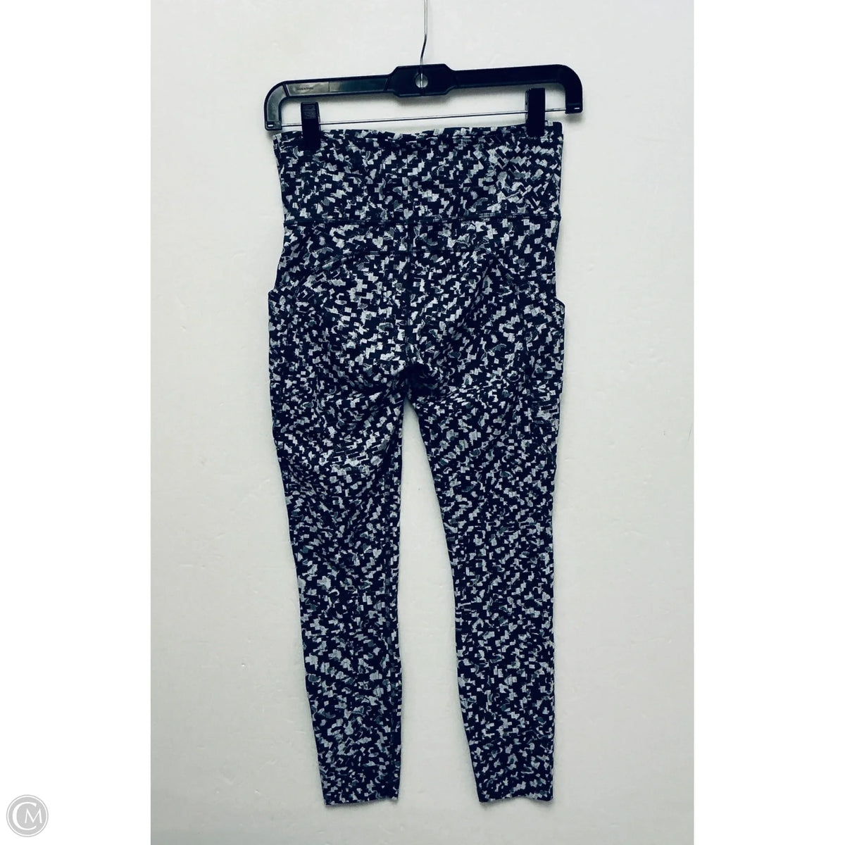 Athletic Capris By Lululemon In Grey, Size: 6