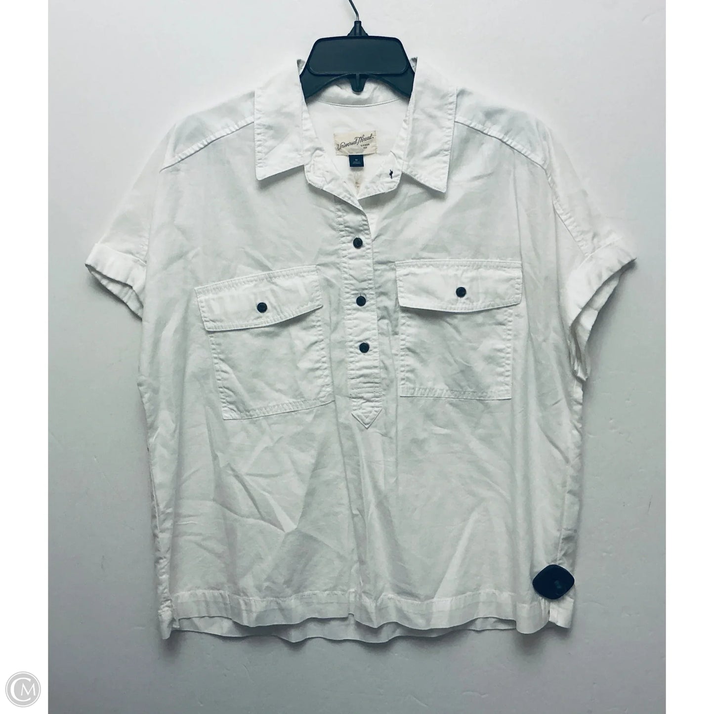Top Short Sleeve By Universal Thread In White, Size: M