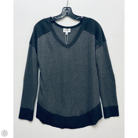 Top Long Sleeve By Heyson In Grey, Size: L
