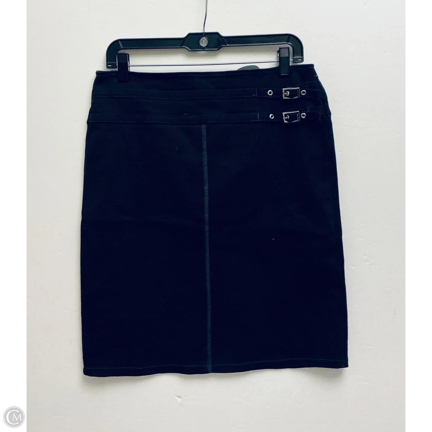 Skirt Midi By Clothes Mentor In Black, Size: L