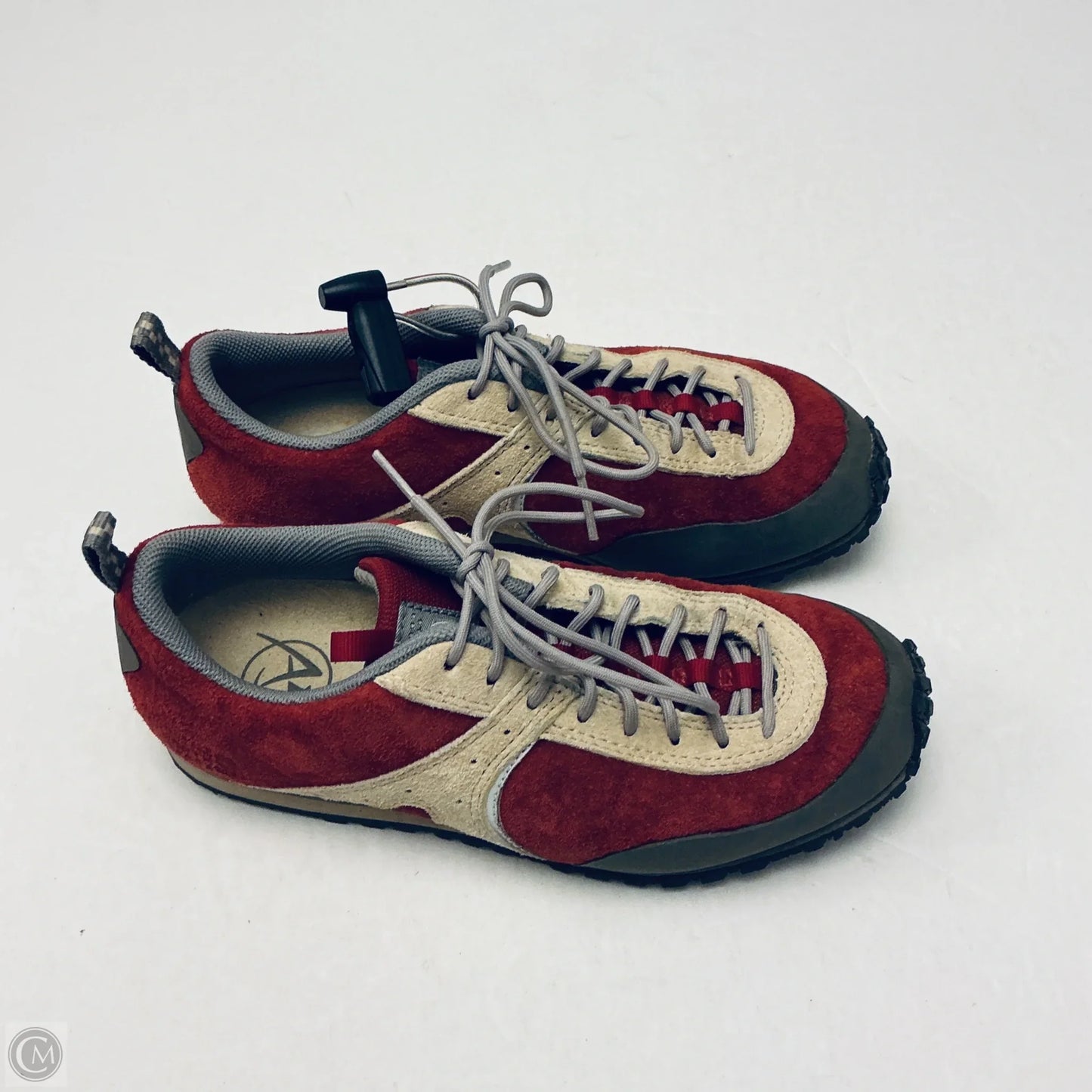 Shoes Sneakers By The North Face In Red, Size: 6
