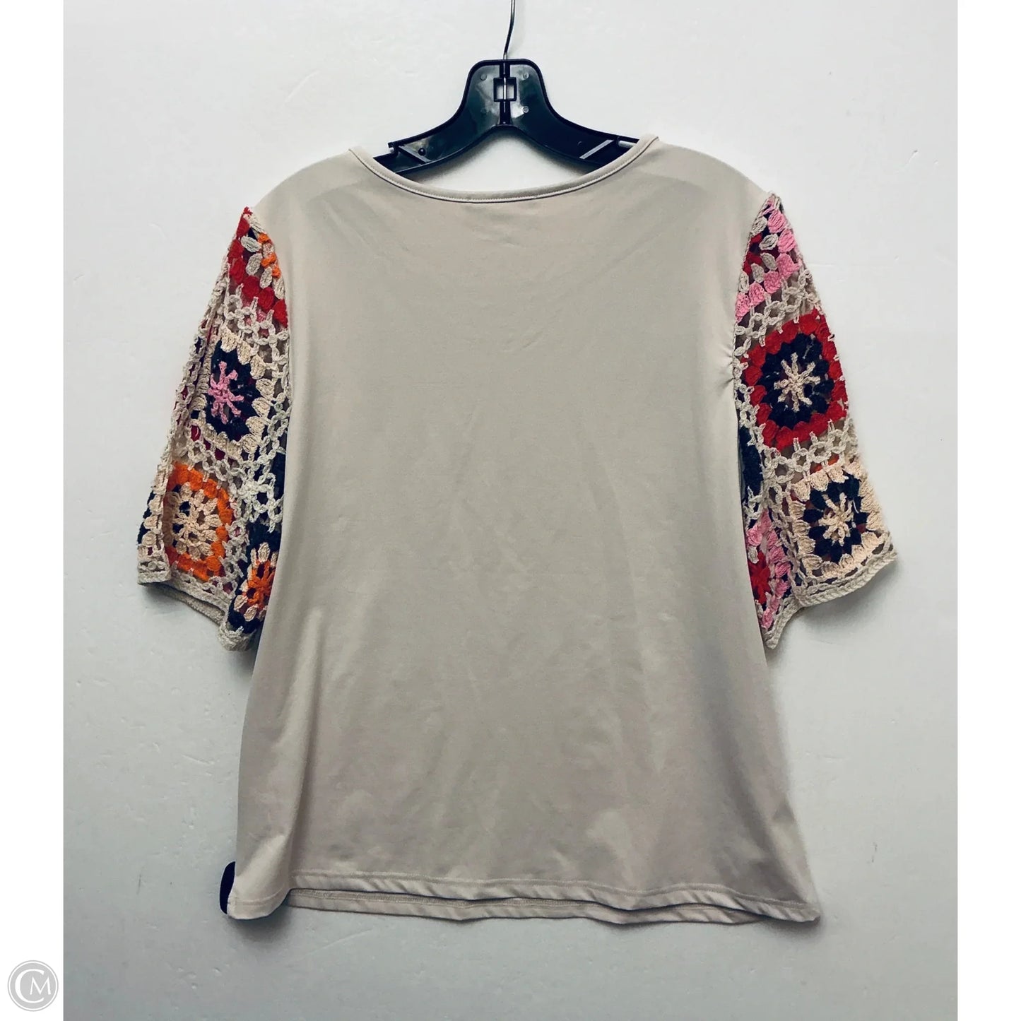 Top Short Sleeve By Clothes Mentor In Tan, Size: L