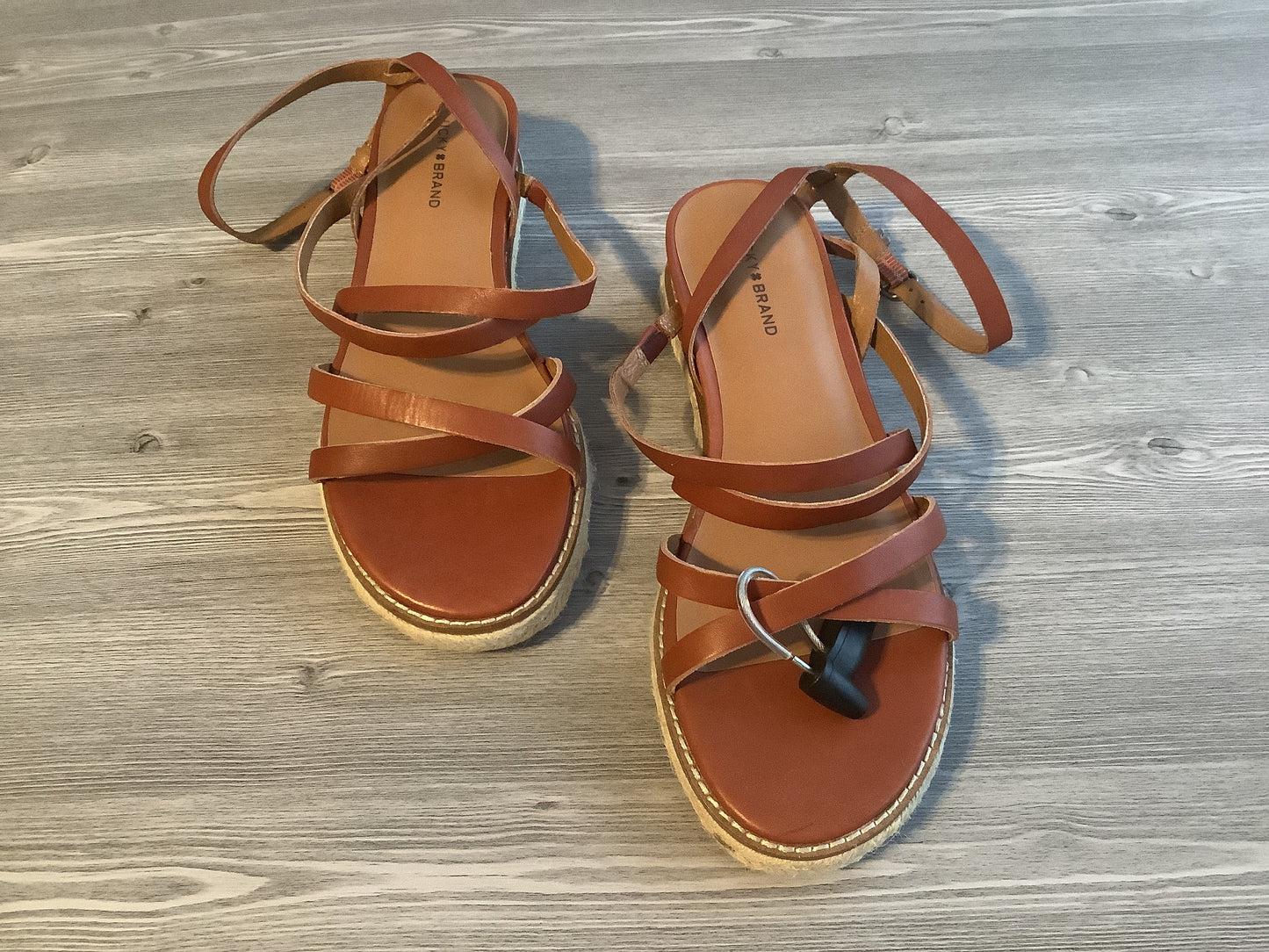 Red Sandals Flats Lucky Brand, Size 9