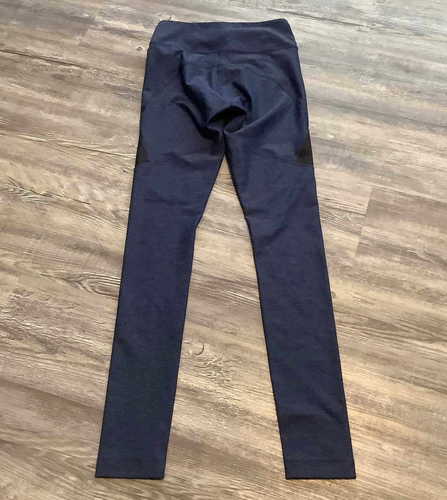 Navy Athletic Leggings Outdoor Voices, Size Xs