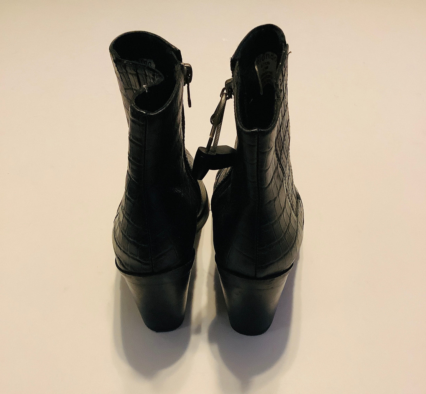 Boots Ankle Heels By Blondo In Black, Size: 8.5