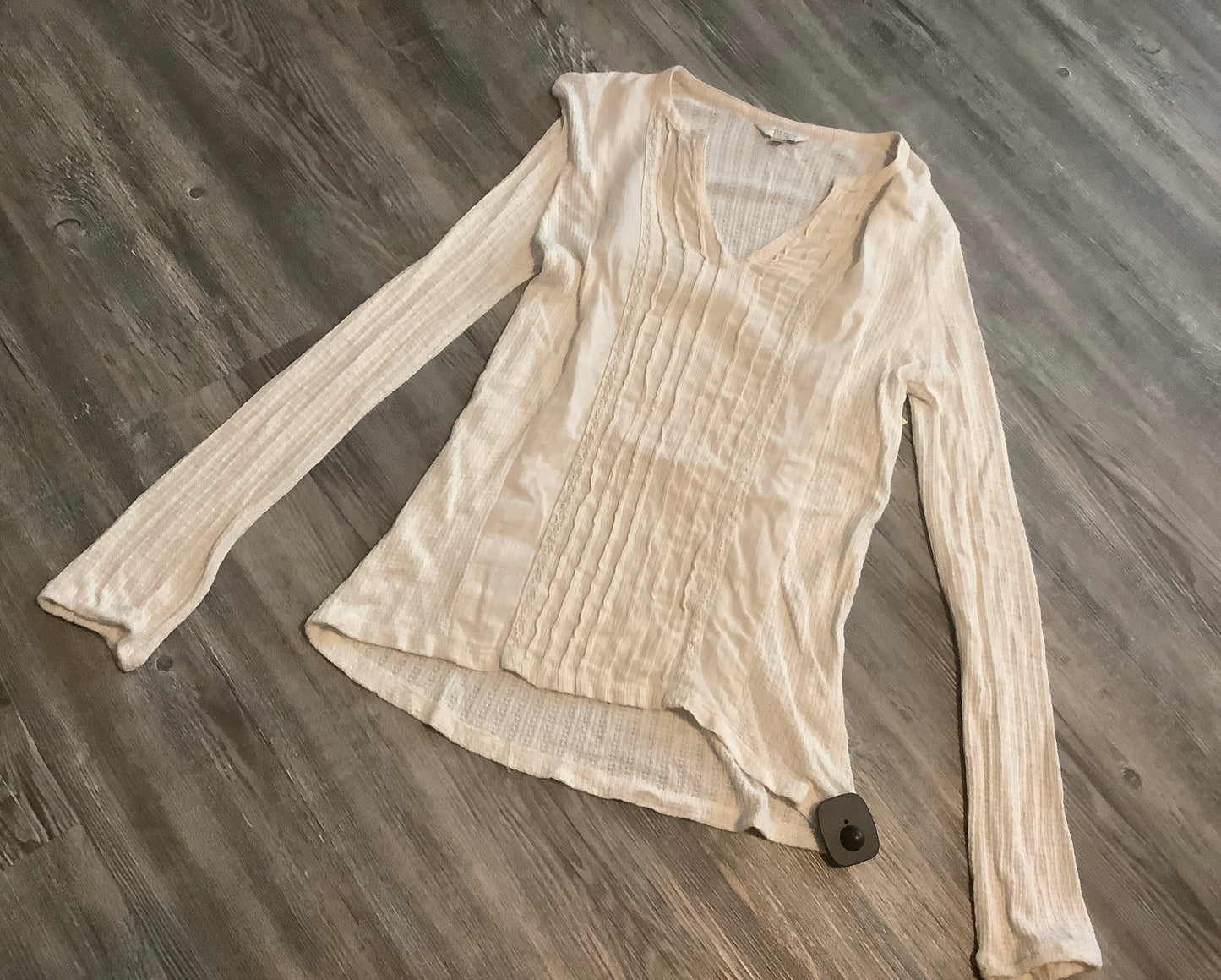 Top Long Sleeve By Lucky Brand In White, Size: S