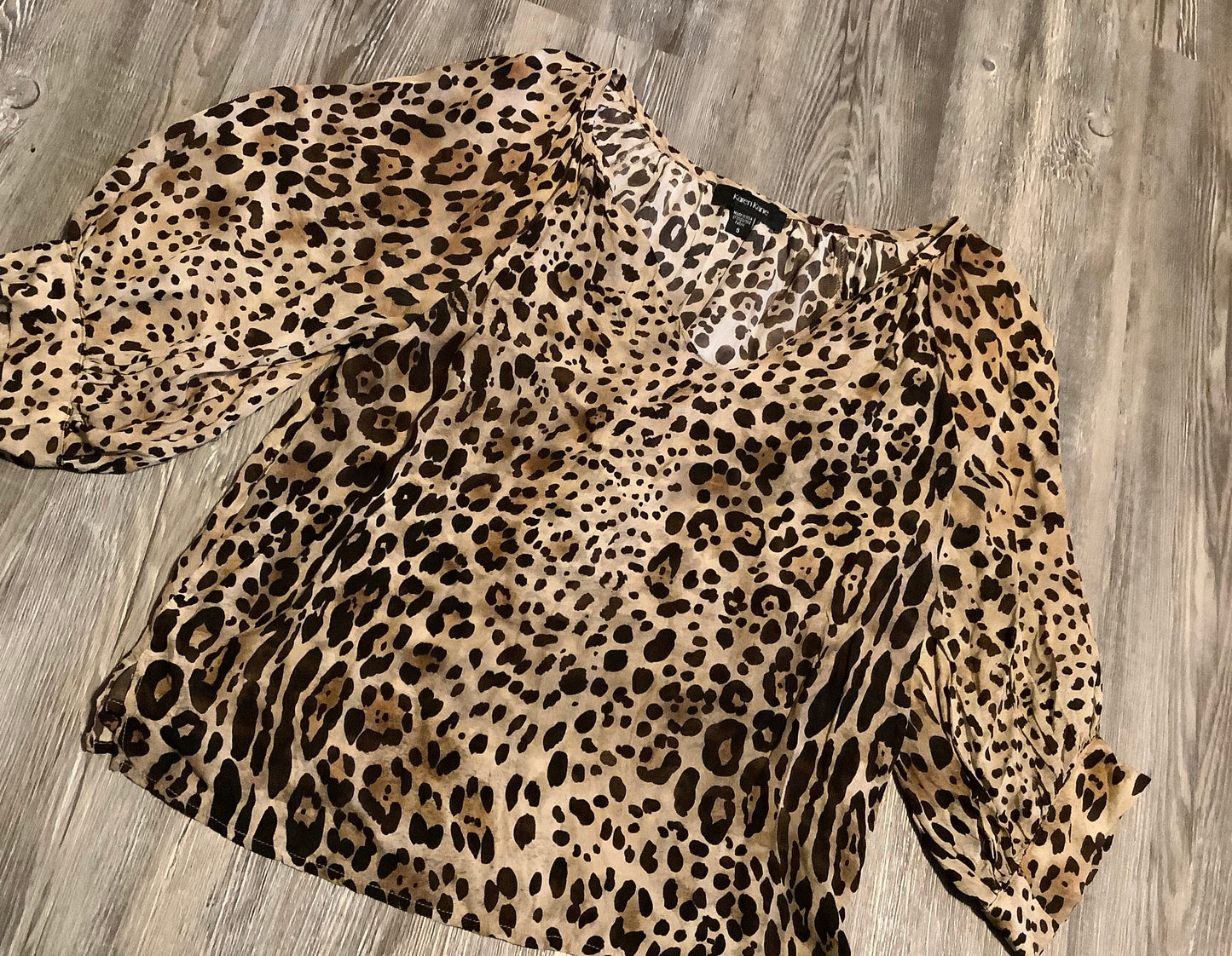 Top Long Sleeve By Karen Kane In Animal Print, Size: S