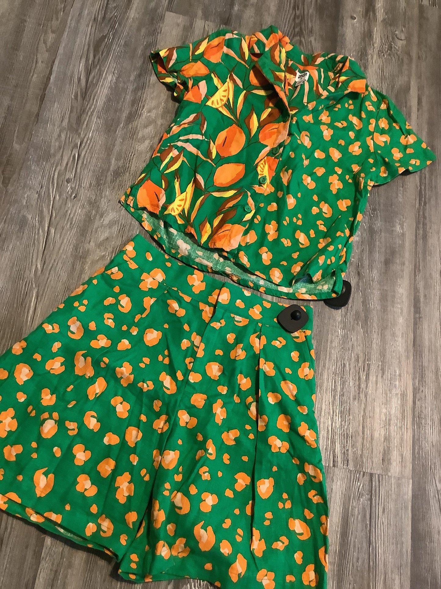 Shorts Set By Clothes Mentor In Tropical Print, Size: Xxs