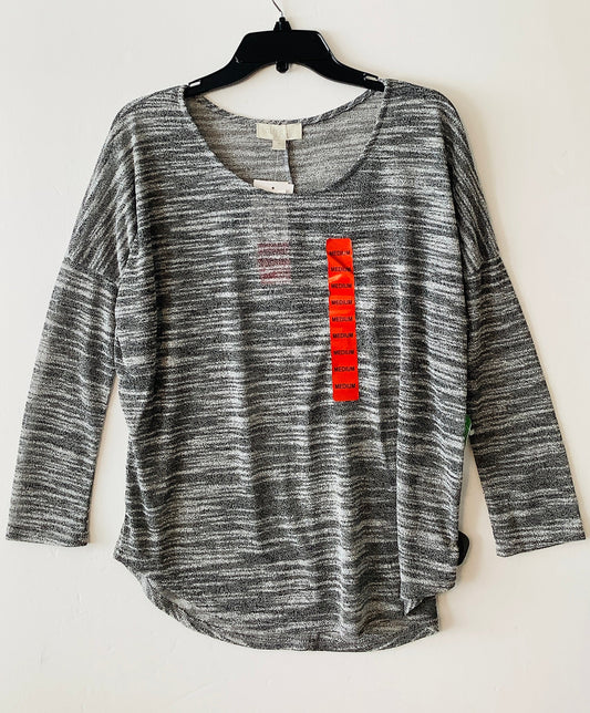 Top Long Sleeve By Olive And Oak In Grey, Size: M