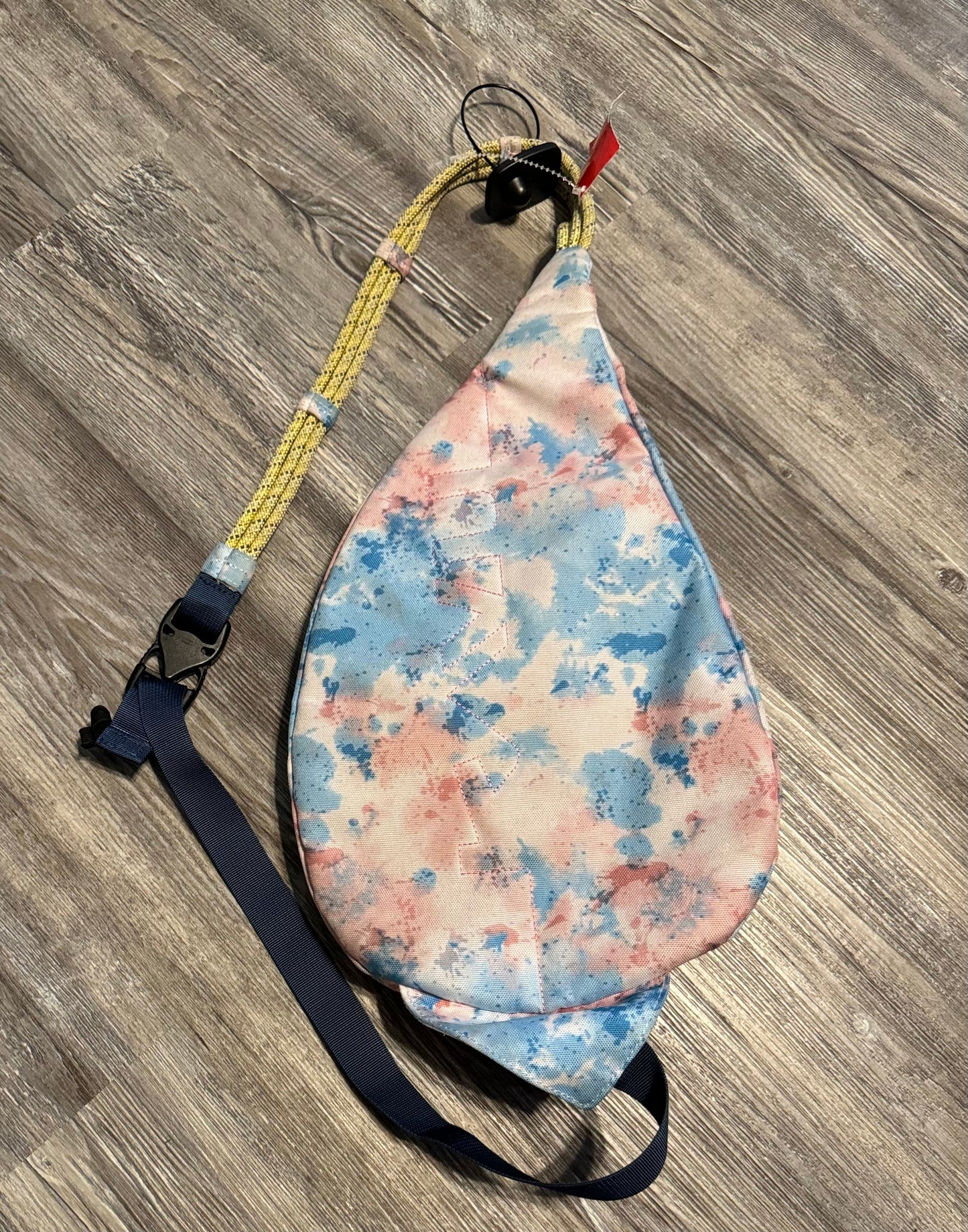 Backpack By Kavu  Size: Small