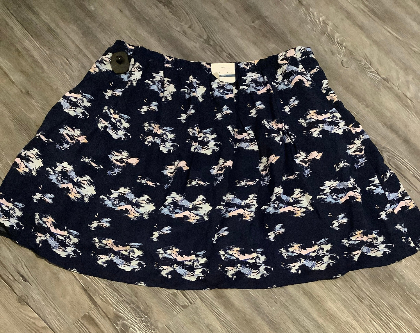 Skirt Mini & Short By Old Navy  Size: Xl