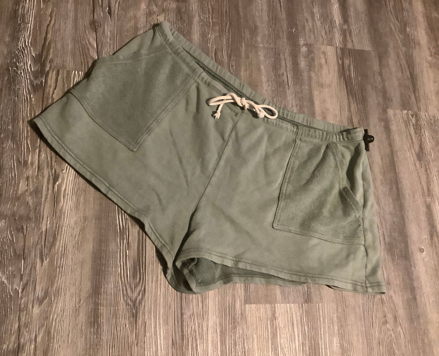 Green Shorts Aerie, Size Xxl