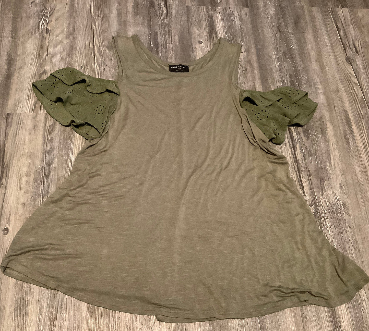 Top Short Sleeve By Lane Bryant  Size: Xl