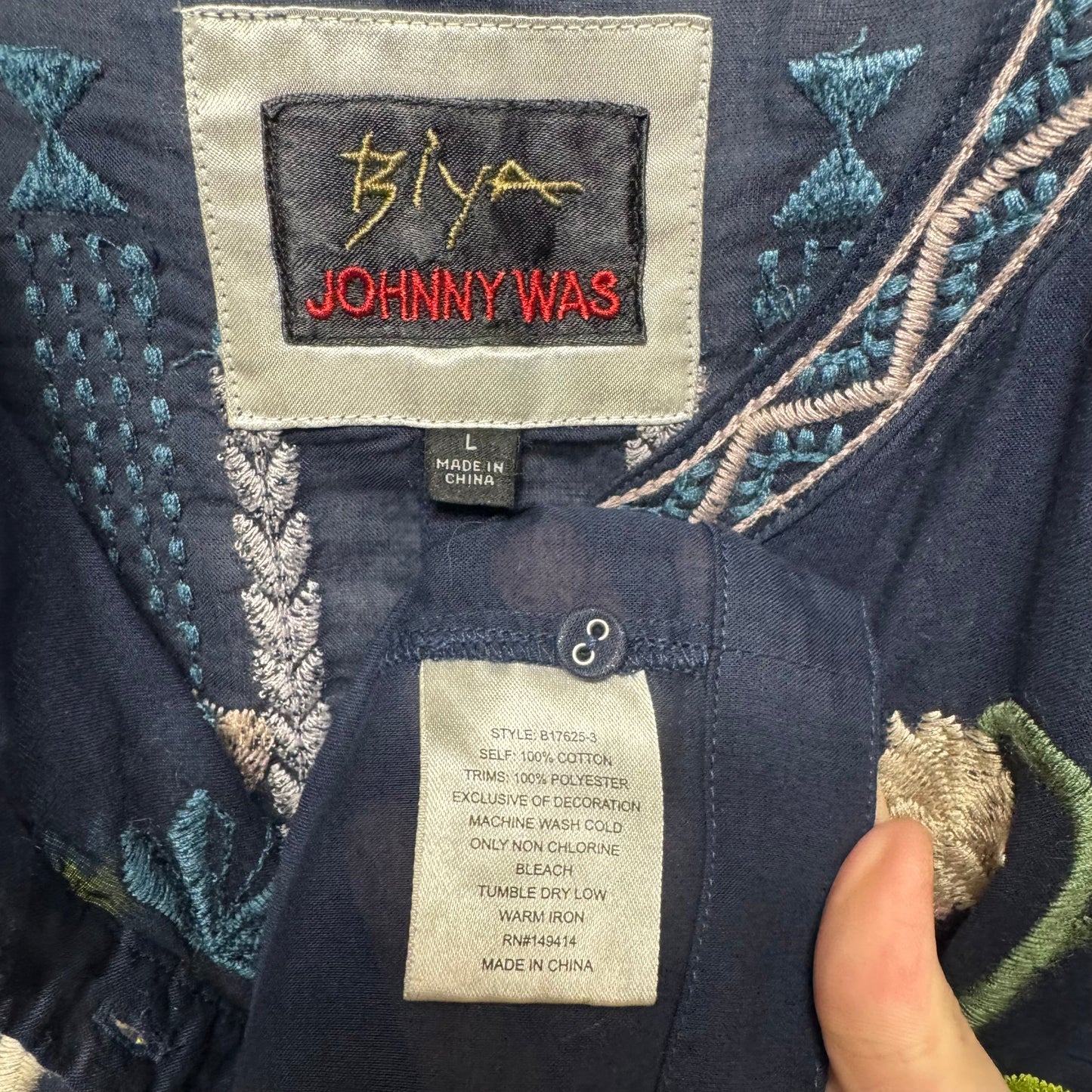 Embroidered Top Short Sleeve By Johnny Was In Floral Print, Size: L