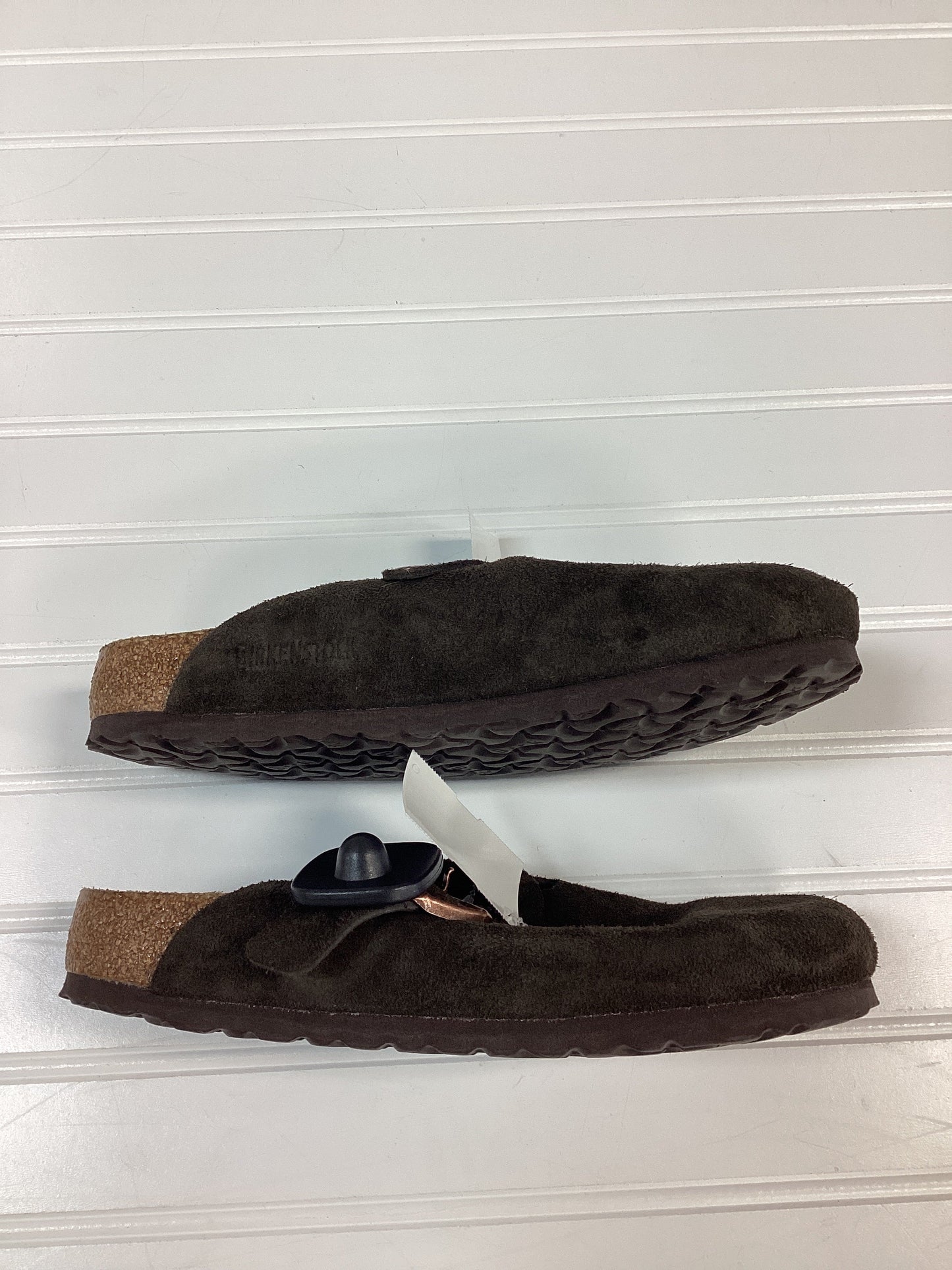 Shoes Flats By Birkenstock In Brown, Size:7